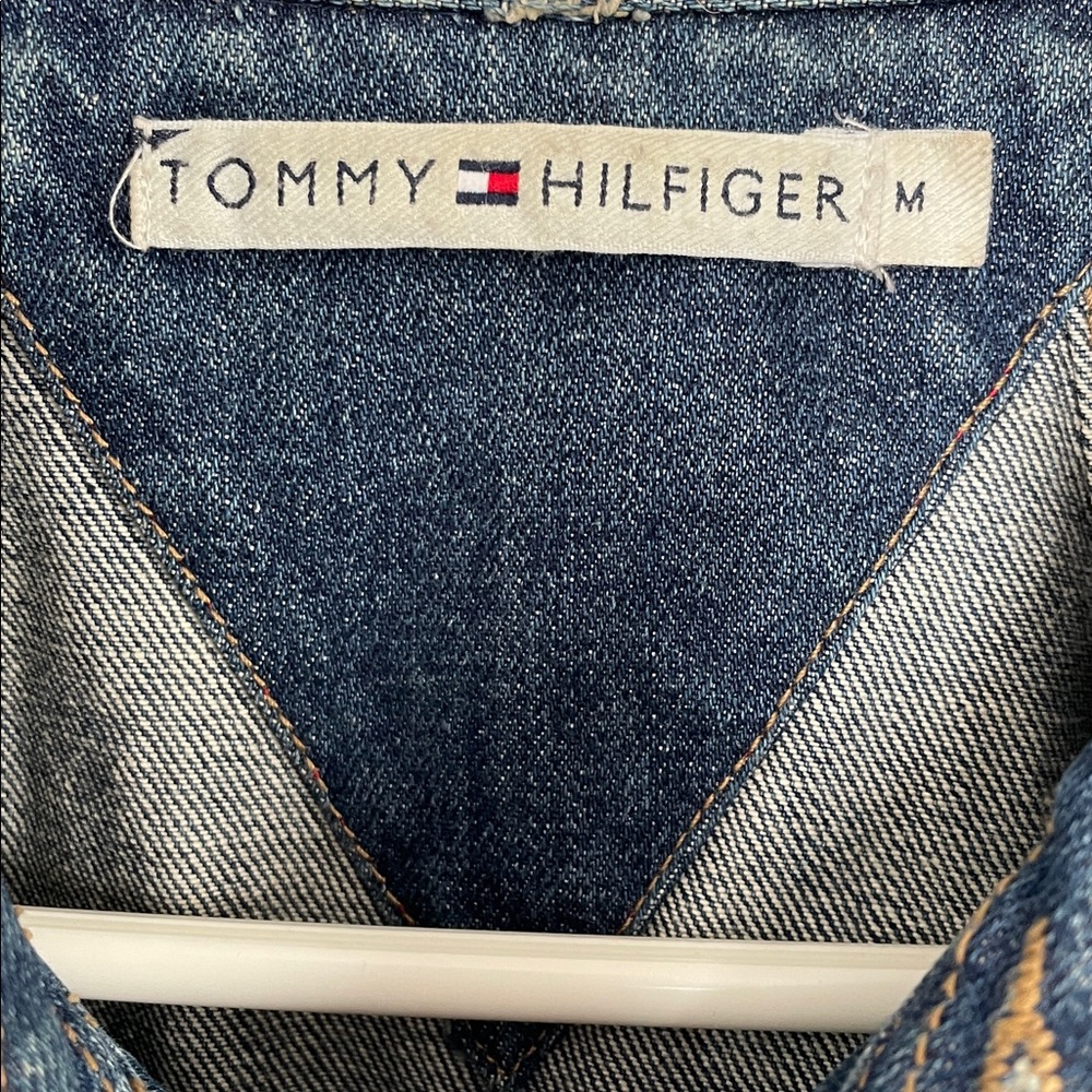 Tommy Hilfiger M Distressed Blue Jean Jacket Metal button closure pockets 2005 - Picture 3 of 16